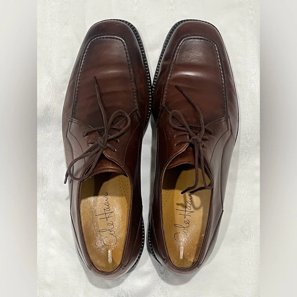 Men's Dark Brown Leather COLE HAAN EATON APRON TOE DERBYLace-Up Shoes, SIZE 9.5M